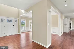 8011 Hidden Valley Ln, Waynesboro, PA 17268 - Photo 9