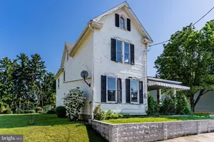 351 E E Catherine St, Chambersburg, PA 17201 - Photo 3