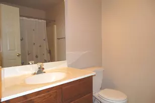 1572 Buttercup Dr, Chambersburg, PA 17202 - Photo 15