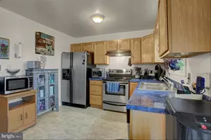 828 Essex Cir, Greencastle, PA 17225 - Photo 7