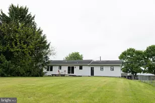 724 Warm Spring Rd, Chambersburg, PA 17202 - Photo 17