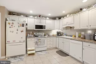 3822 Farmstead Dr, Fayetteville, PA 17222 - Photo 15