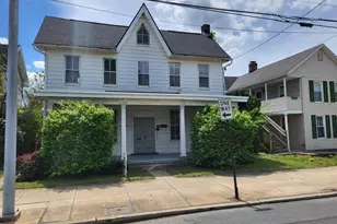 446 E Queen St, Chambersburg, PA 17201 - Photo 1
