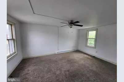 446 E Queen Street, Chambersburg, PA 17201 - Photo 13