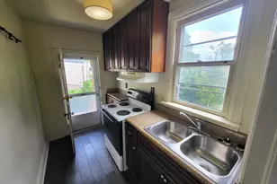 446 E Queen St, Chambersburg, PA 17201 - Photo 11