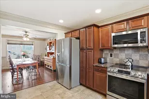 9361 Lindale Ave, Greencastle, PA 17225 - Photo 7