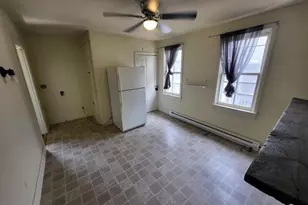 446 E Queen St, Chambersburg, PA 17201 - Photo 13