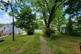 8958 Tomstown Rd, Waynesboro, PA 17268 - Photo 19