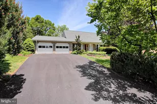 9495 Hesshire Hill Ct, Waynesboro, PA 17268 - Photo 3