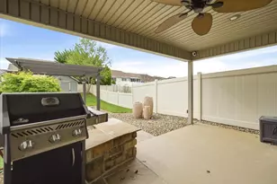 425 Tritle Ave, Waynesboro, PA 17268 - Photo 27