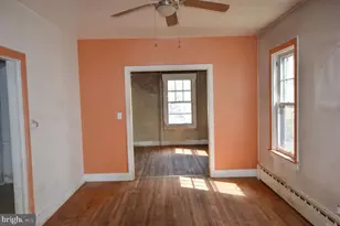 38 Cottage St, Waynesboro, PA 17268 - Photo 15