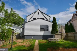 38 Cottage St, Waynesboro, PA 17268 - Photo 7