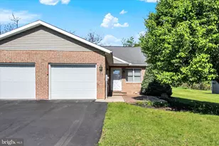 166 Antietam Dr, Waynesboro, PA 17268 - Photo 1