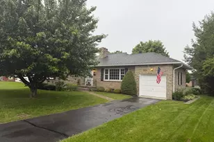 175 Orchard Cir, Greencastle, PA 17225 - Photo 1