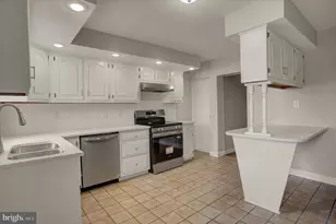 124 Harrison Ave, Waynesboro, PA 17268 - Photo 11