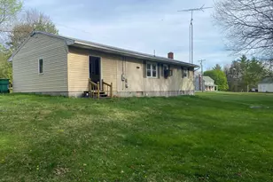11176 Loop Rd, Fayetteville, PA 17222 - Photo 7