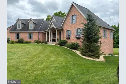 500 Brookview Drive, Greencastle, PA 17225 - Photo 5