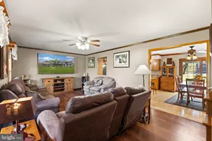 7812 Rowe Run Rd, Chambersburg, PA 17202 - Photo 17