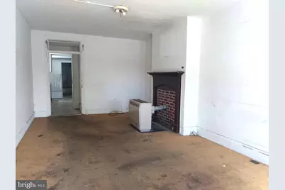 121 W King Street, Chambersburg, PA 17201 - Photo 3