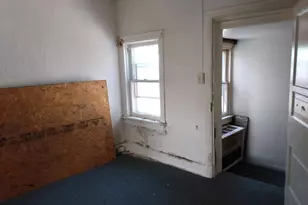 121 W King St, Chambersburg, PA 17201 - Photo 13