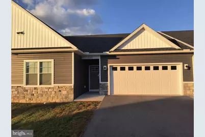 521 Shook Court E, Greencastle, PA 17225 - Photo 1