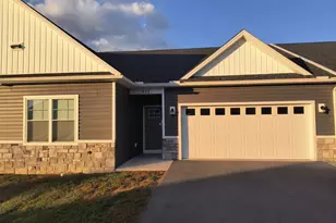 521 Shook Ct E, Greencastle, PA 17225 - Photo 1