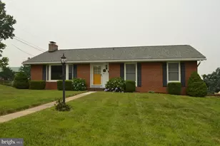 328 Antietam Dr, Waynesboro, PA 17268 - Photo 1