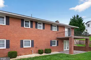 328 Antietam Dr, Waynesboro, PA 17268 - Photo 9