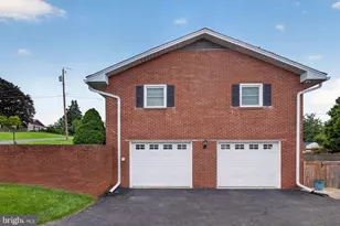 328 Antietam Dr, Waynesboro, PA 17268 - Photo 5