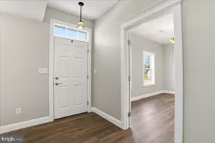 130 Woodbriar Dr, Chambersburg, PA 17202 - Photo 3