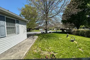 120 Chancellor Dr, Chambersburg, PA 17201 - Photo 15