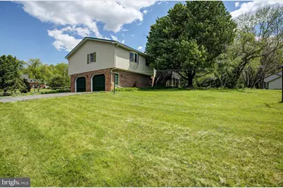 848 Carey Drive, Chambersburg, PA 17202 - Photo 5