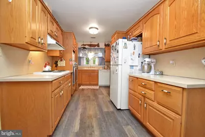2248 Philadelphia Avenue, Chambersburg, PA 17201 - Photo 9