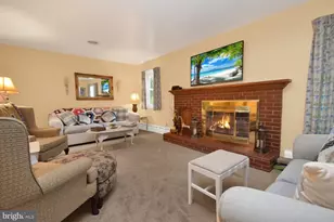 2248 Philadelphia Ave, Chambersburg, PA 17201 - Photo 15