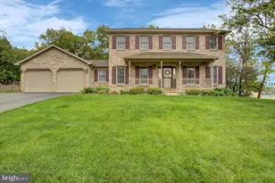 427 Bradley Ln, Shippensburg, PA 17257 - Photo 1