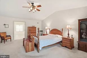 1671 Raven Dr N, Chambersburg, PA 17202 - Photo 35