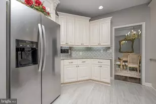 2384 Castlegreen Dr, Greencastle, PA 17225 - Photo 15