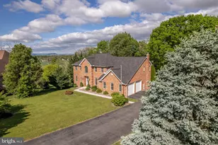 2384 Castlegreen Dr, Greencastle, PA 17225 - Photo 87
