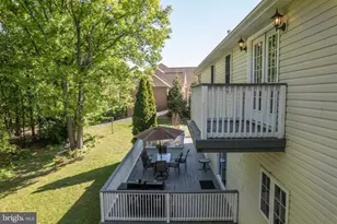 2384 Castlegreen Dr, Greencastle, PA 17225 - Photo 75