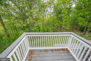 2384 Castlegreen Dr, Greencastle, PA 17225 - Photo 47