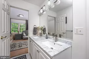 2384 Castlegreen Dr, Greencastle, PA 17225 - Photo 57