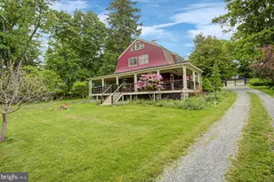 12458 Monterey Ln, Blue Ridge Summit, PA 17214 - Photo 7