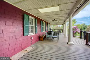 12458 Monterey Ln, Blue Ridge Summit, PA 17214 - Photo 9