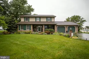 1015 Heritage Ave, Shippensburg, PA 17257 - Photo 1