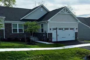 1864 Shannon DR S, Greencastle, PA 17225 - Photo 3
