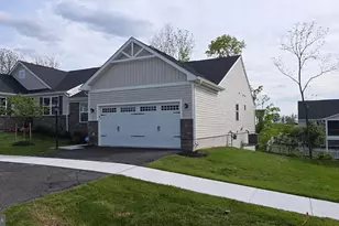 1864 Shannon DR S, Greencastle, PA 17225 - Photo 5