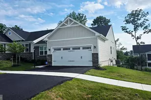 1864 Shannon DR S, Greencastle, PA 17225 - Photo 1