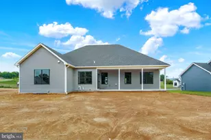 10845 Sierra Dr, Waynesboro, PA 17268 - Photo 5