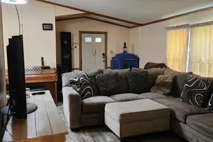 1525 Palm Spring Dr, Chambersburg, PA 17202 - Photo 5