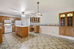 12274 Country Club Rd, Waynesboro, PA 17268 - Photo 5